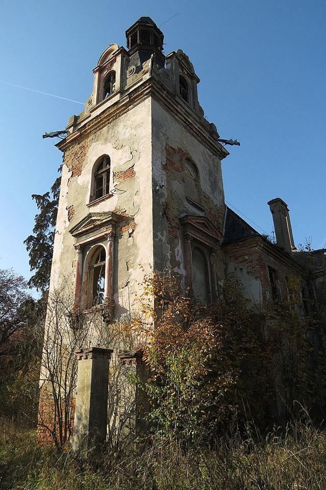 Samborowice koło Ziębic - zrujnowany pałac