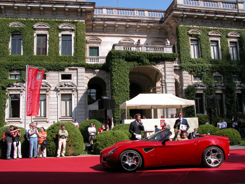 Alfa Romeo 8C Competizione - Totalne zauroczenie