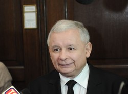 Kaczyński tłumaczy: Bojkot Euro pomaga Julii Tymoszenko