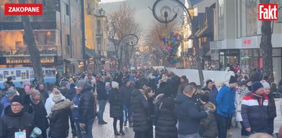 Zakopane oblężone. Oto co zarejestrowała nasza kamera. Lepiej usiądźcie