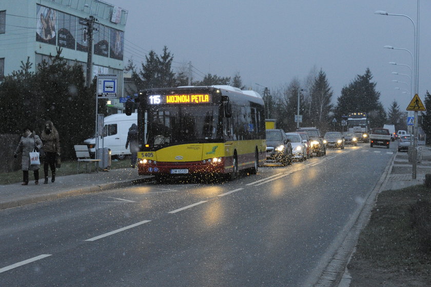 Autobus MPK linii 115 na Strachocinie