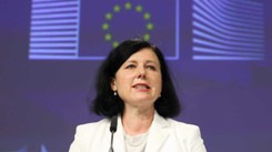 Sobolewski o słowach Jourovej o KPO: To wyjście przed szereg