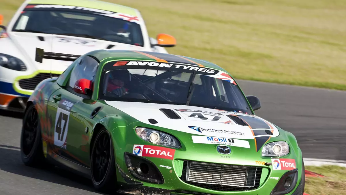 Mazda MX-5 GT4 – propozycja na tor