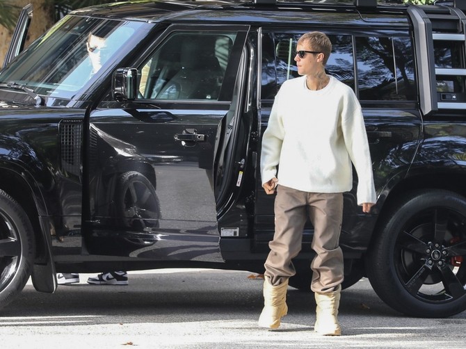 Džastin Biber u novim "Yeezy" čizmama
