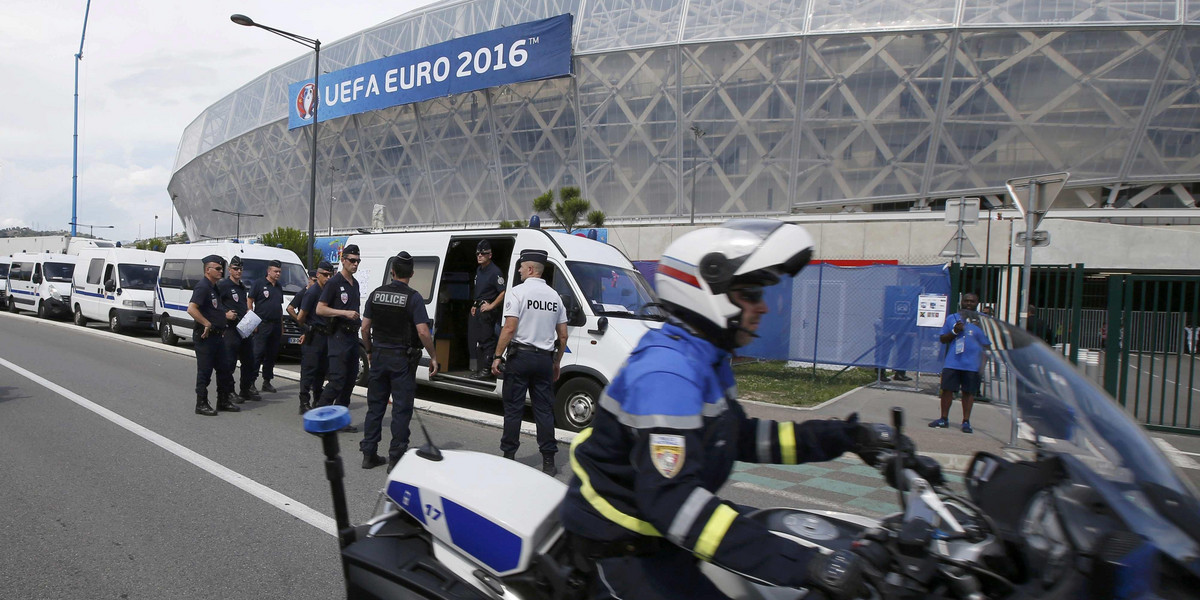 Euro 2016: Policja powstrzymała zamach w strefie kibica