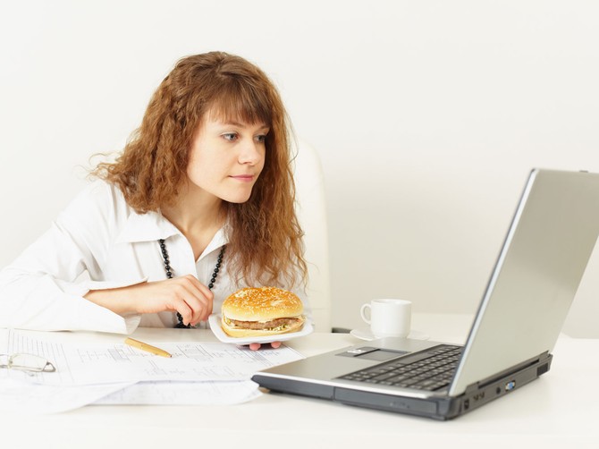12317_laptop-foto-shutterstock_42585880