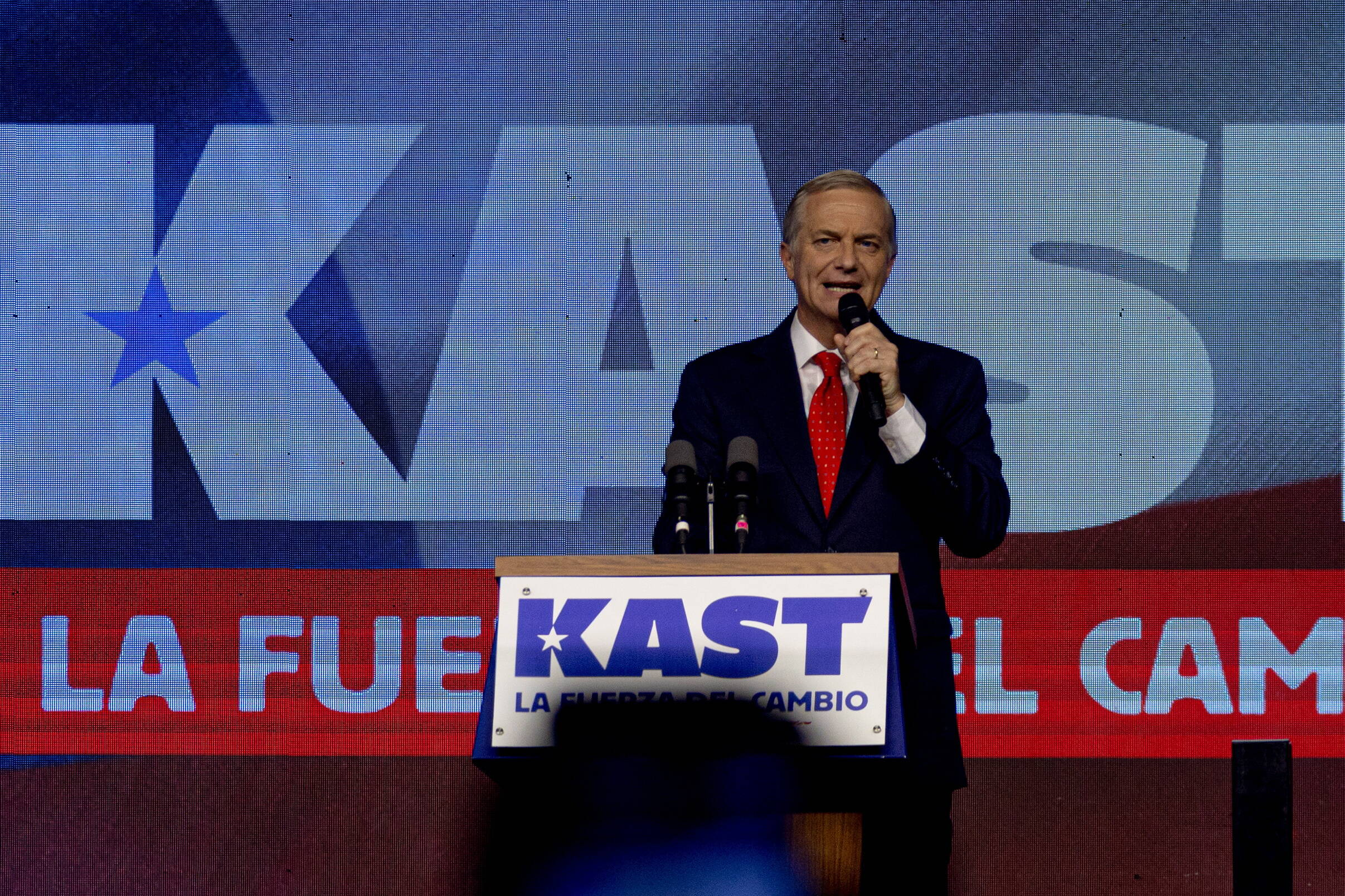 Kast prowadzi w Chile: Może być najbardziej prawicowym prezydentem od Pinocheta