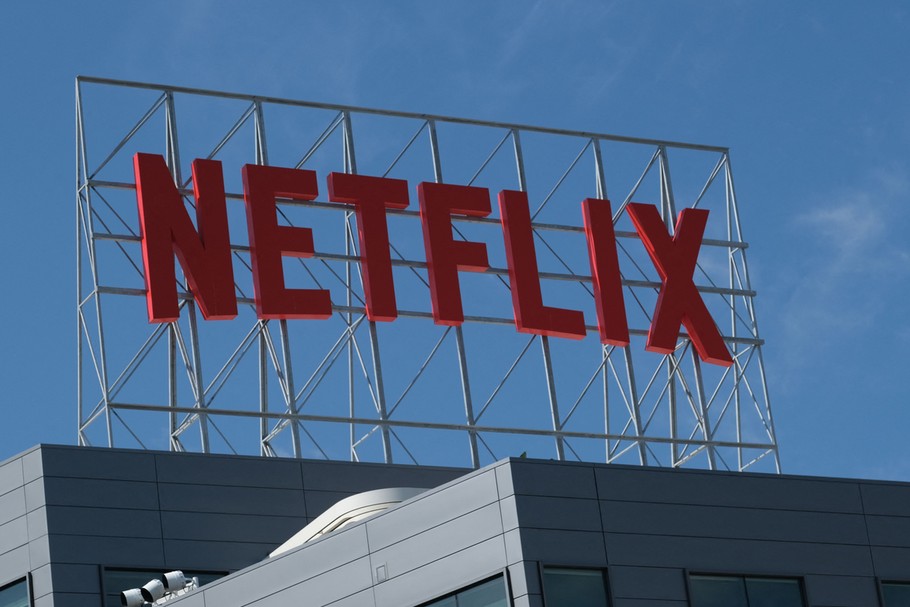 Netflix dołączył do coraz dłuższej listy firm, które zawiesiły swoją działalność bądź wyscofały się z Rosji