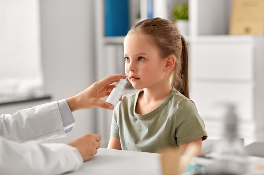 Oltás tű nélkül orron át adható influenza elleni vakcina gyerek