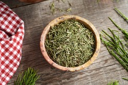 Ten chwast rośnie prawie wszędzie. Ma magiczną moc i przynosi szczęście