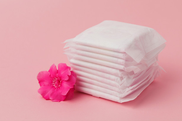 Kanada przeciwko ubóstwu menstruacyjnemu. Bezpłatne tampony i podpaski będą dostępne w miejscach pracy