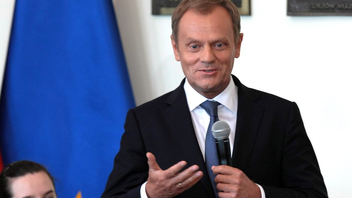 Premier Donald Tusk spotkał się z licealistami z Gorzowa Wlkp. (Lubuskie). Uczniowie pytali m.in. o niską frekwencję w wyborach, zwłaszcza wśród młodych. Ocena rzeczywistości nie powinna pchać was w stronę negacji - apelował szef rządu.