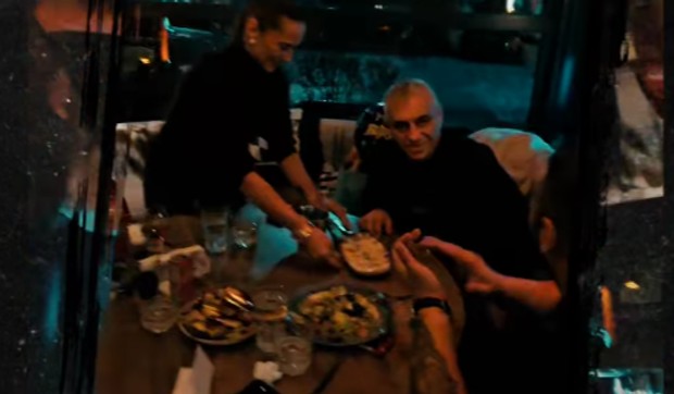 Cuca slavi rođendan mužu Turčinu