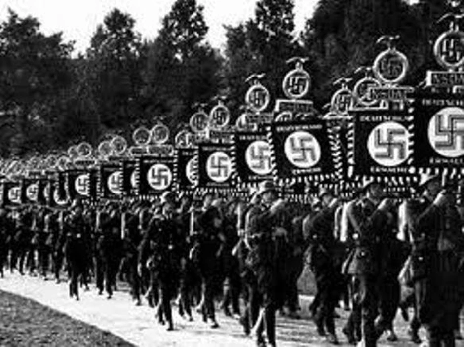 Partija se sastojala od ljudi nezadovoljnih odnosom država pobednica prema Nemačkoj nakon Prvog svetskog rata