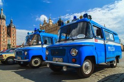 Trudny quiz wiedzy o życiu w PRL. Jak dobrze znasz tamte czasy? Dla osób z siwym włosem 8/8 to obowiązek