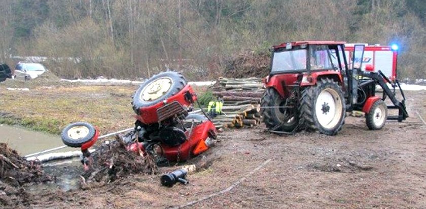 Tragedia podczas prac polowych. Nie żyje 51-letni rolnik