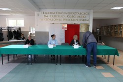 Ruszyła druga tura wyborów. Do obsadzenia 748 stanowisk