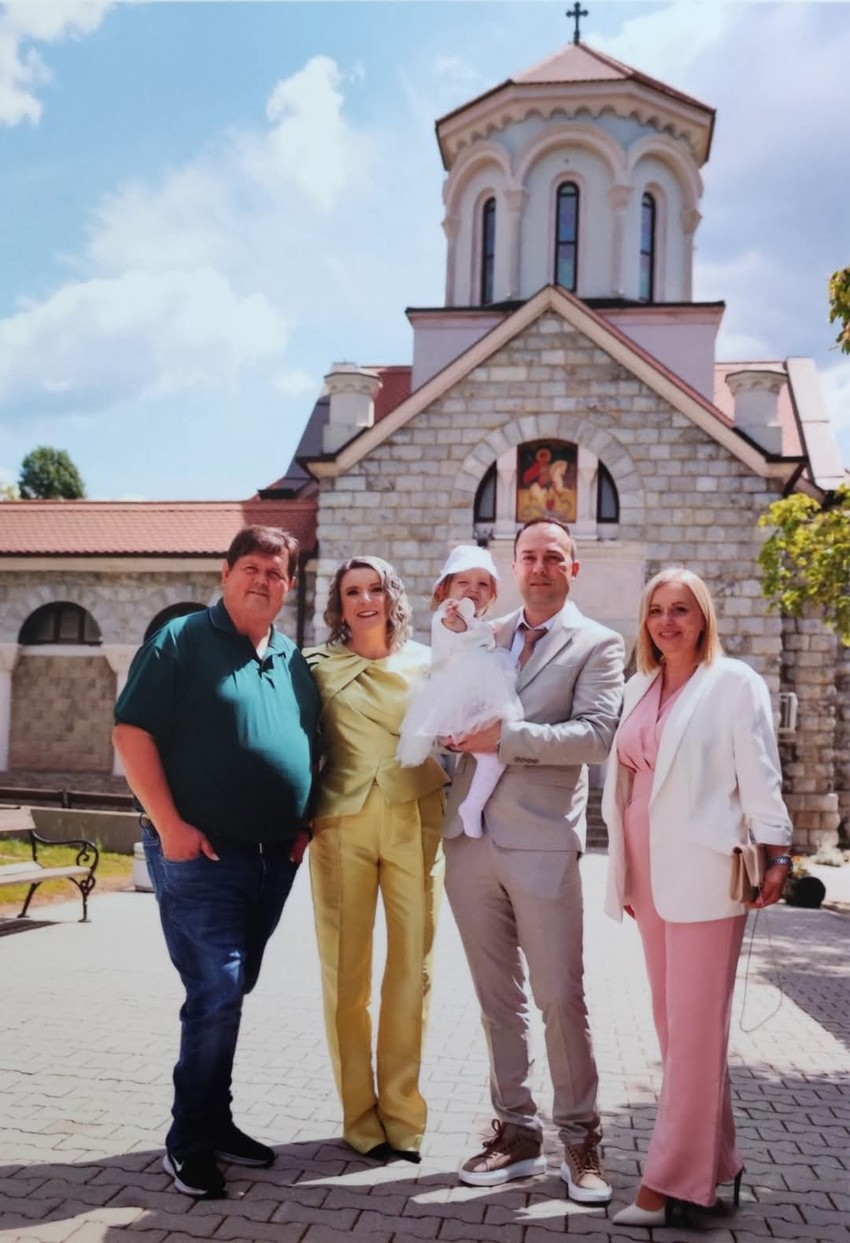 Sa krštenja malene Irine posle čega su stigle divne vesti