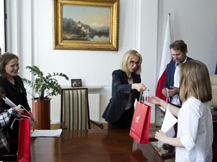 Czerwińska: Dziś nie widzę żadnego ryzyka, żebyśmy mieli zostać bankrutem [WYWIAD]