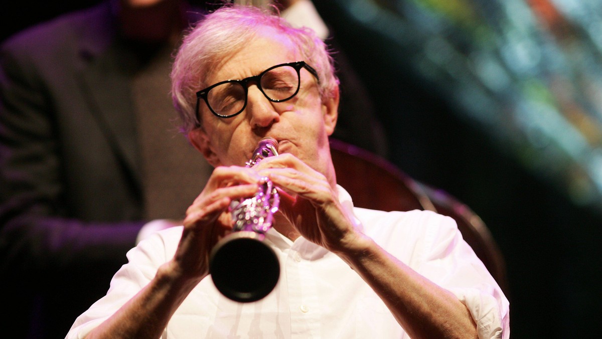 Muzyka to po prostu moje hobby, nie jestem zbyt dobrym klarnecistą - wyznał słynny amerykański reżyser i aktor Woody Allen, który wraz ze swoim zespołem New Orleans Jazz Band wystąpił w Katowicach.