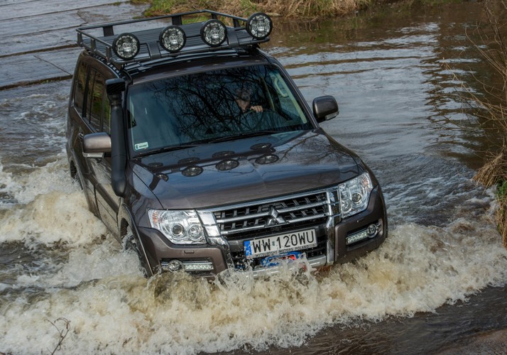Mitsubishi pajero