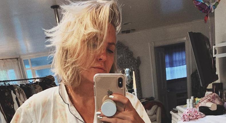 Kate Hudson Just Got Spray Tan All Over Her PJs