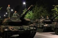 Leopard 2 A5 defilada