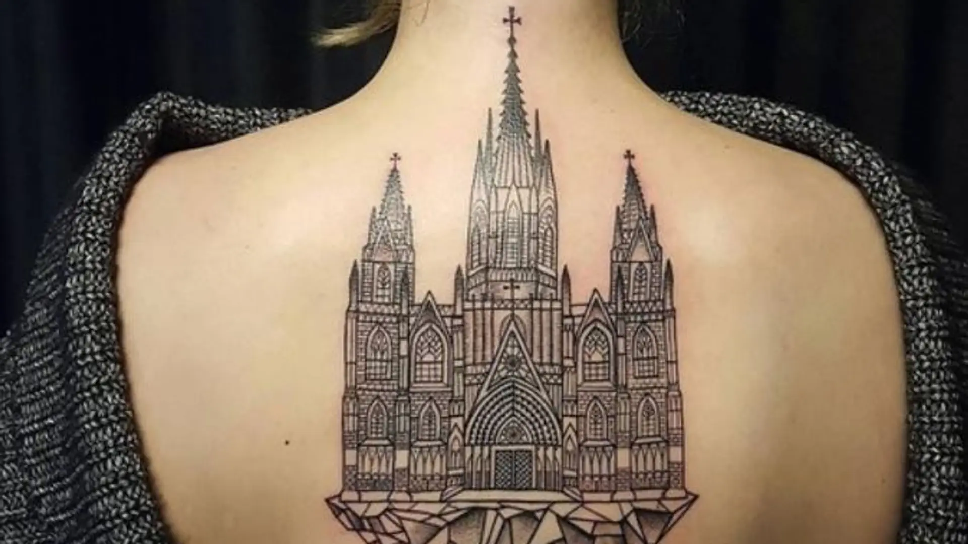 Architektura oczami tatuatorów. Zapragniesz mieć takie dzieło na skórze