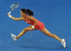 Fed Cup: Siostry Radwańskie wygrały z Chorwacją 2:1