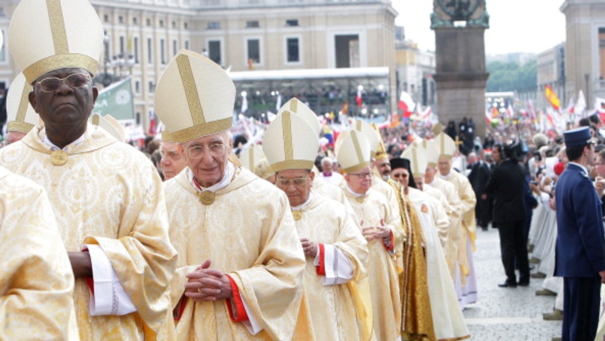 Kard. Thomas O’Fiach to taki cwaniak, często palił fajkę. Kardynała z Iranu nazywaliśmy "Bóg Ojciec", bo nosił dostojną, długą brodę.