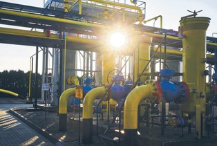 Kosztowne mrożenie cen gazu. Osłoną mają być objęte gospodarstwa domowe i odbiorcy wrażliwi