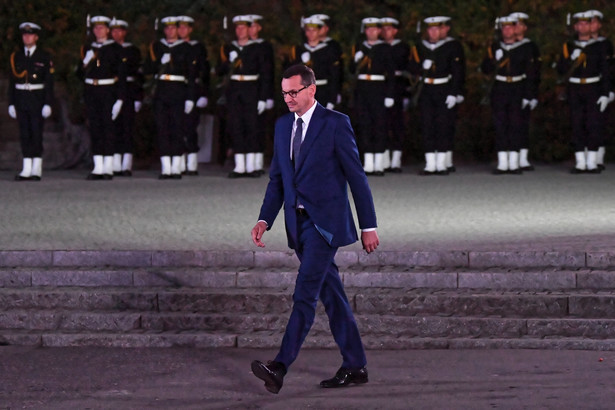 Premier Mateusz Morawiecki podczas porannych uroczystych obchodów 80. rocznicy wybuchu II wojny światowej na Westerplatte