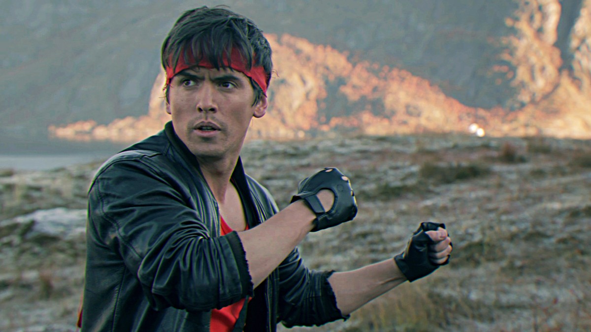 Tomasz Knapik czyta kultowe "Kung Fury". Oglądaj legalnie!