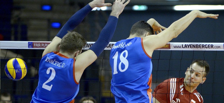 Kwalifikacje do igrzysk w Rio de Janeiro: Serbowie pokonani. Kurek bohaterem. Polscy siatkarze bliżej awansu