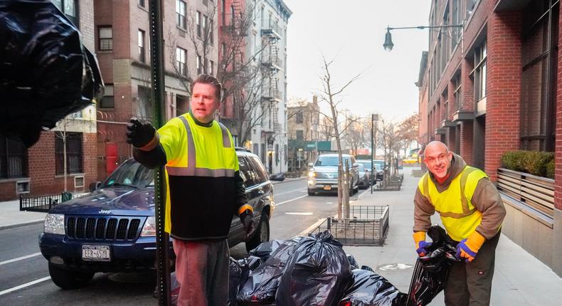 A day in the life of New York sanitation workers, who get up at 3:30 a ...