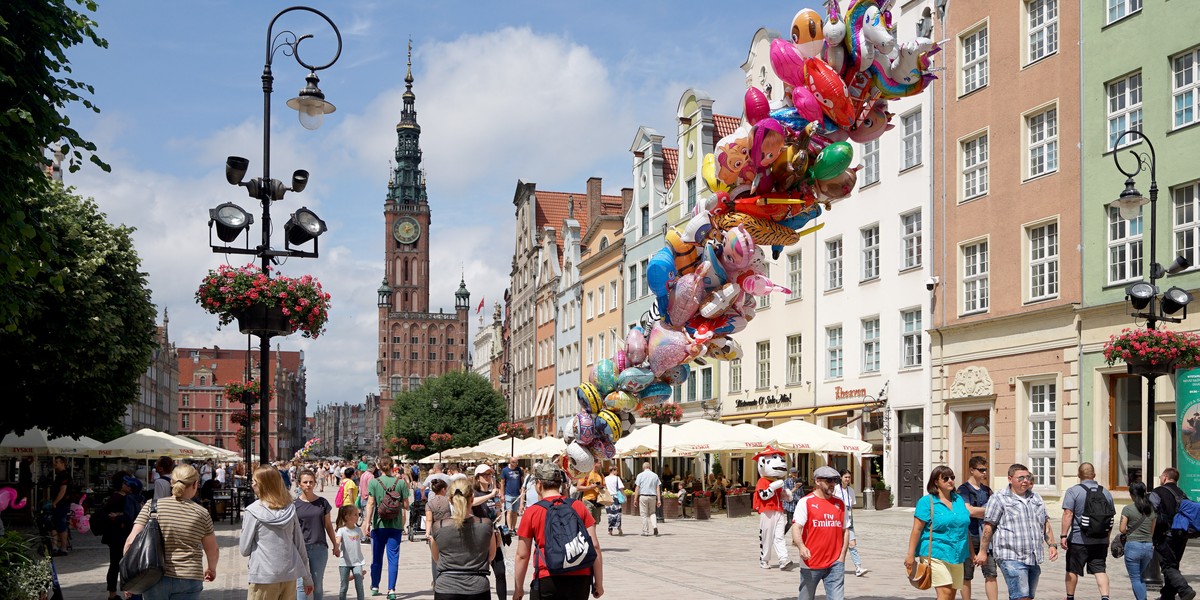 Długi Targ w Gdańsku zyskał nową nawierzchnię!