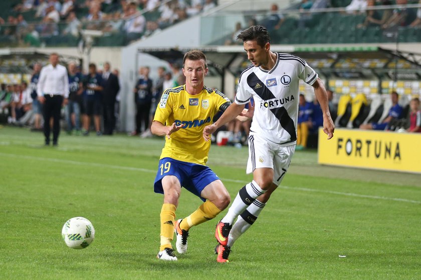 Legia Warszawa pozbyła się Michaiła Aleksandrowa. Trafił do Arsenału