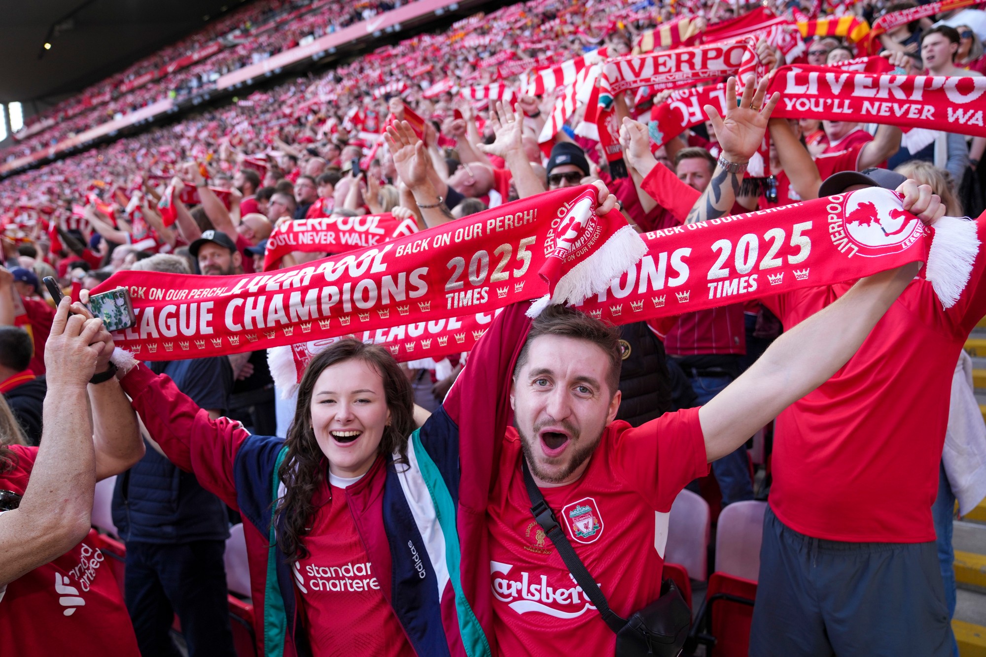 Futbalisti Liverpoolu sa stali majstrami anglickej Premier League.