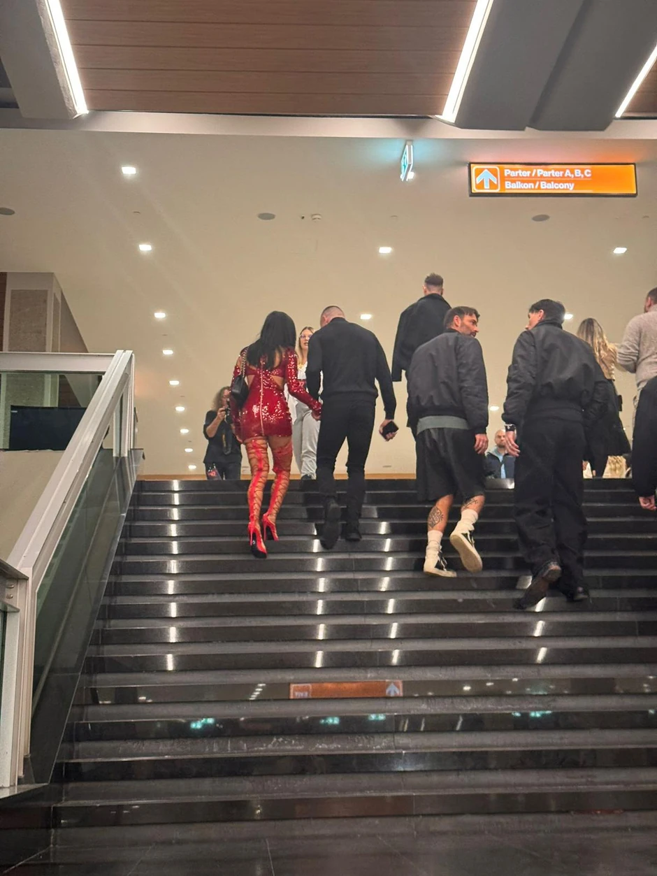 Edita Aradinović sa dečkom