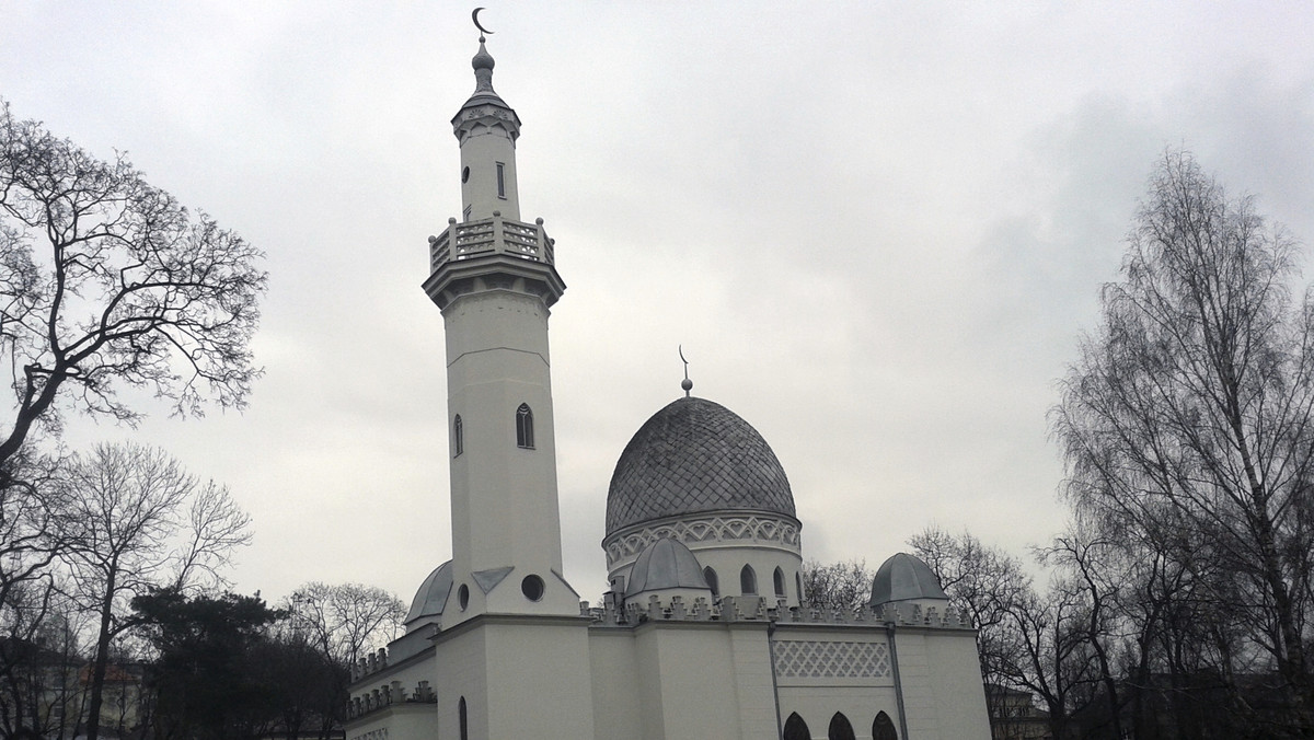 Ponad 50 tatarskich ludowych bajek i opowieści przetłumaczonych na język polski znalazło się w książce wydanej przez Muzułmański Związek Religijny w RP. To historie związane z tatarskim folklorem i tradycjami, ale też z uniwersalnym przesłaniem.