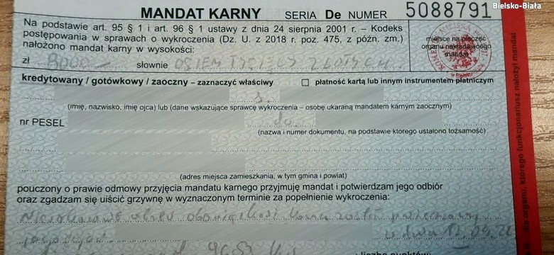 Mandat 8 tys. zł za milczenie. Boleśnie przekonał się, co grozi za niewskazanie sprawcy