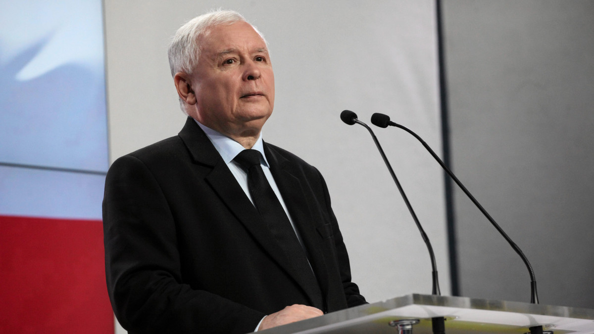 Jarosław Kaczyński zadanie zbudowania struktur i opracowania list "kandydatów na kandydatów" w wyborach samorządowych powierzył sejmowym debiutantom. "Gazeta Wyborcza" prognozuje, iż będzie to przyczyną tarć w regionach.