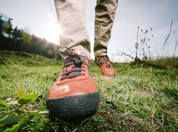 Więcej kroków dziennie może oznaczać dłuższe życie