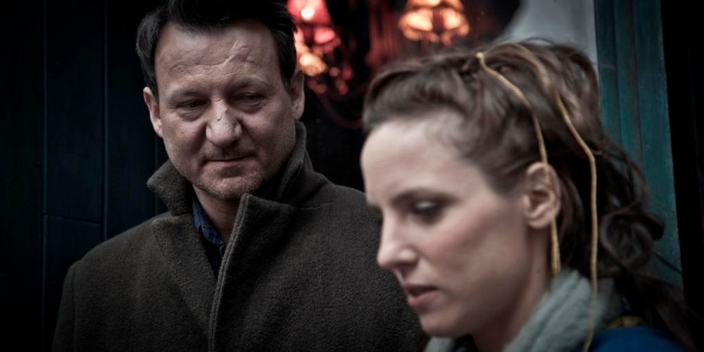 Julia Kijowska i Robert Więckiewicz w filmie 'Pod Mocnym Aniołem'