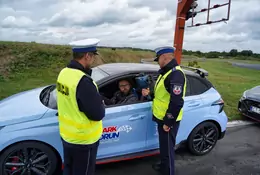 Policjanci zbroją się w nowoczesne laserowe mierniki prędkości. Wiemy, gdzie trafiły