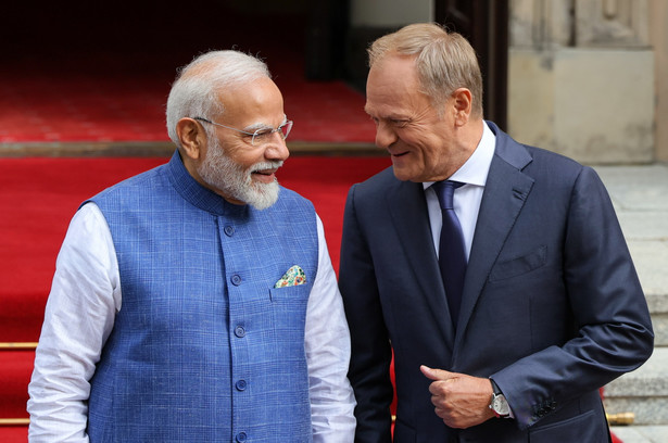 Narendra Modi, Donald Tusk