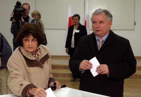 Jarosław Kaczyński z matką Jadwigą