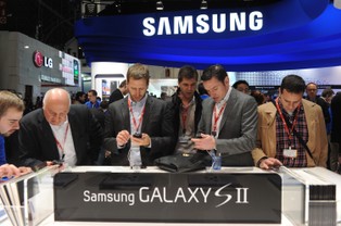 Samsung chwali się sprzedażą