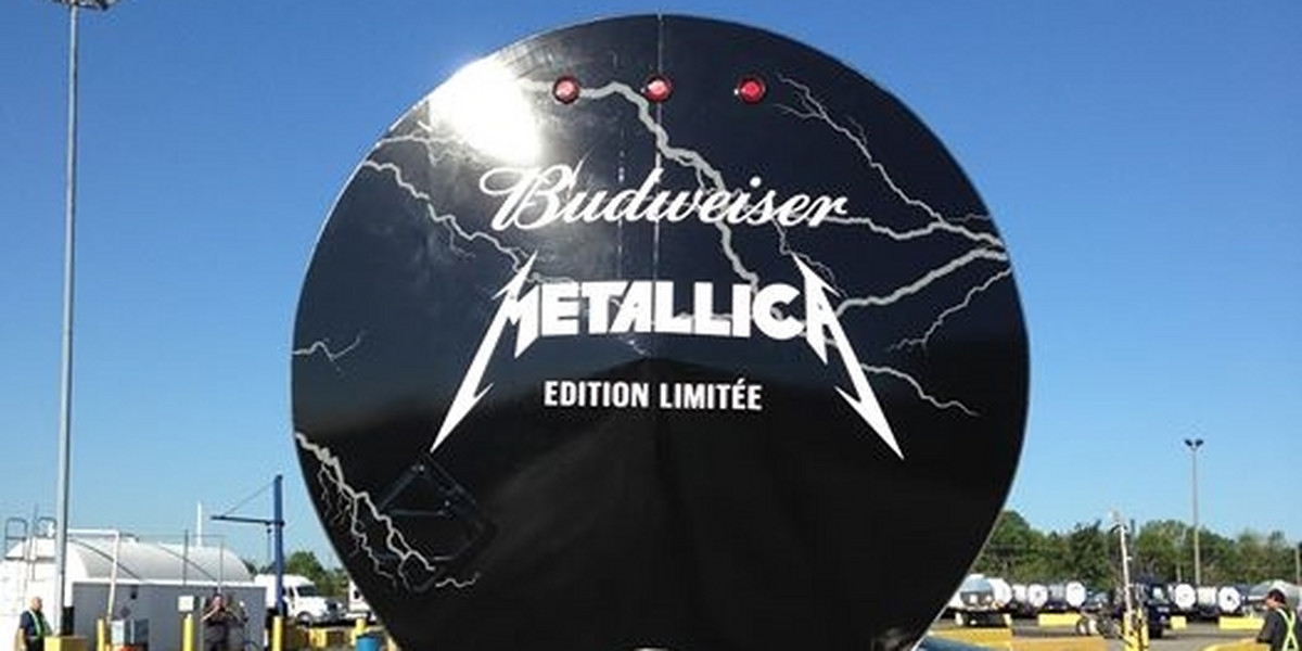 Piwo Budweiser Metallica