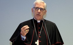 Abp Skworc: Czy trzeba było aż pożaru katedry, aby Europejczycy przypomnieli sobie o Chrystusie?